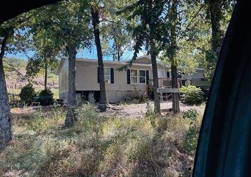 2nd image of 14305 S 4170th Rd