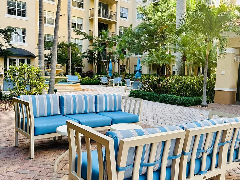 1801 N Flagler Dr #101 — Photo 17