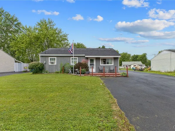 7947 Eisenhower Blvd, Bridgeport, NY 13030