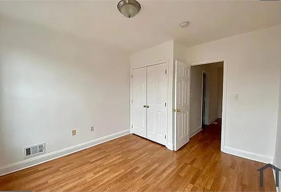 418 N Port St — Photo 5
