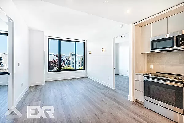 Rented by EXR | media 17