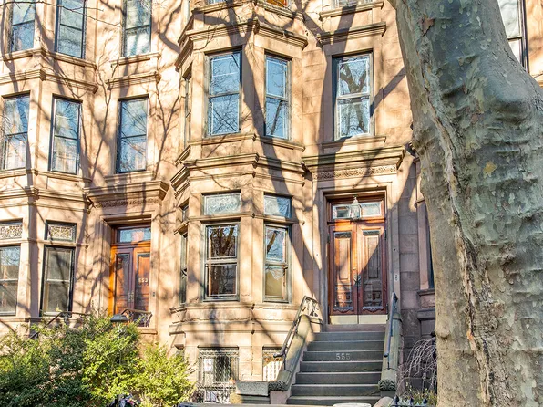 555 3rd Street image 1 of 22