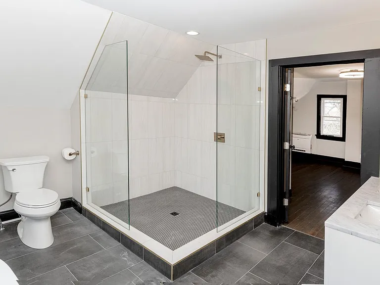 3059 Cleinview Ave — Photo 8