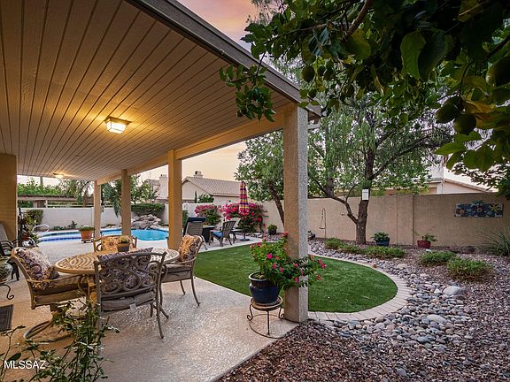 3rd image of 10785 N Torey Ln