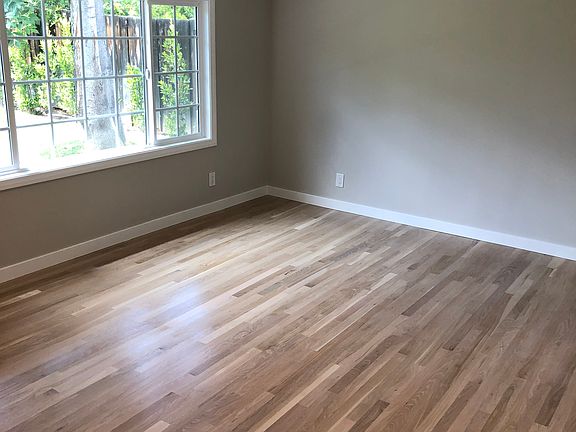 2nd image of 5723 Bianca Ave