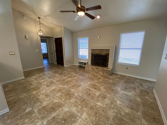 3rd image of 1717 E Juanita Ave