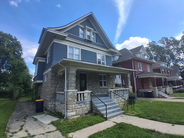 2640 Victor St — Photo 20