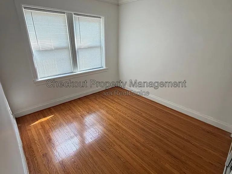 7336 Forsyth Blvd #104 — Photo 11