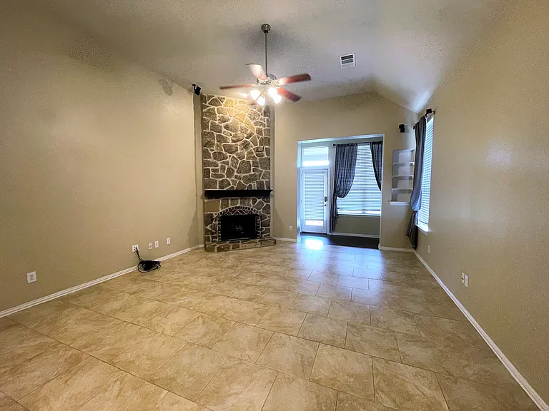 1517 Pelican Dr — Photo 9