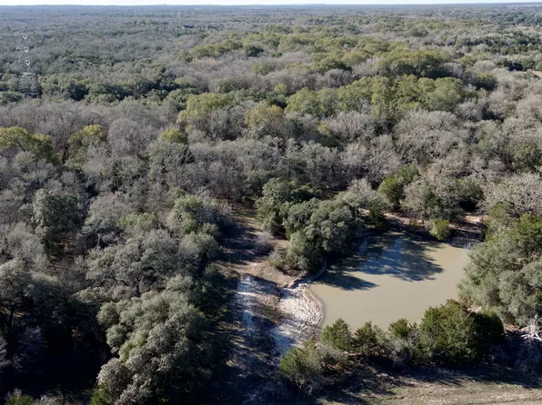 440 Boulton Creek Rd, Muldoon, TX 78949