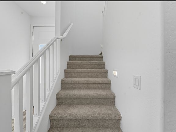 3rd image of 4058 E Pinto Dr