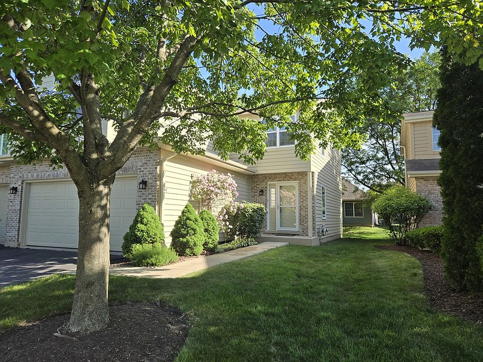 2nd image of 70 Townsend Cir
