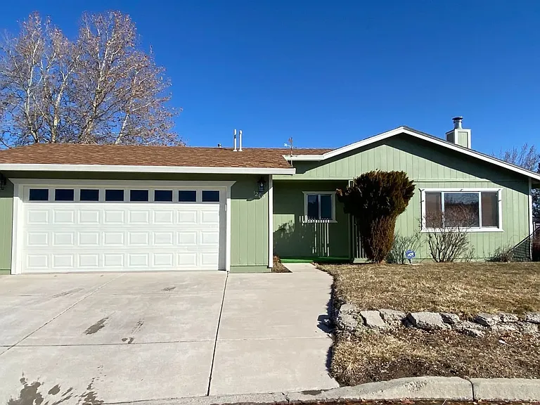1205 Barbara St — Photo 1