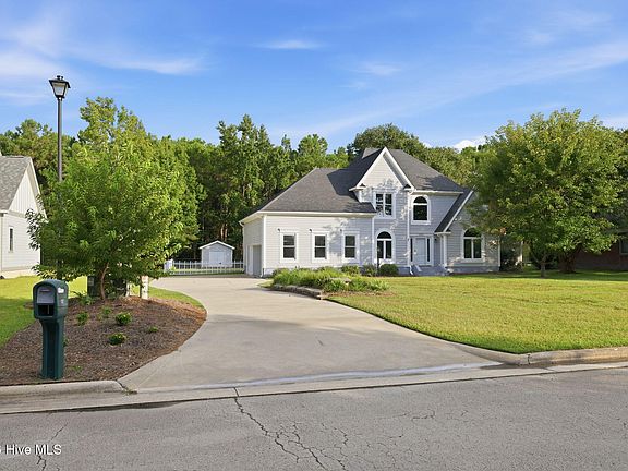 3rd image of 1912 Snowy Egret Drive