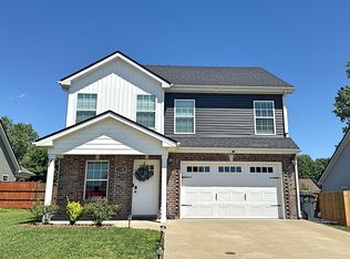 1106 Whitney Dr, Clarksville, TN 37042