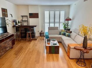 7285 SW 90th St #D214, Miami, FL 33156