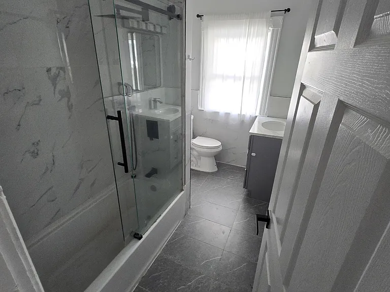 25 Brighton St #3 — Photo 11