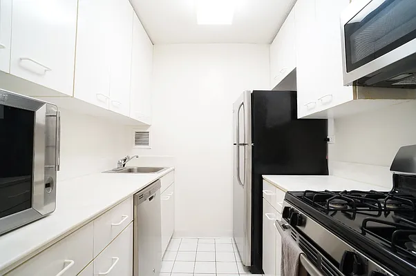 Rented by Undivided Inc | media 5