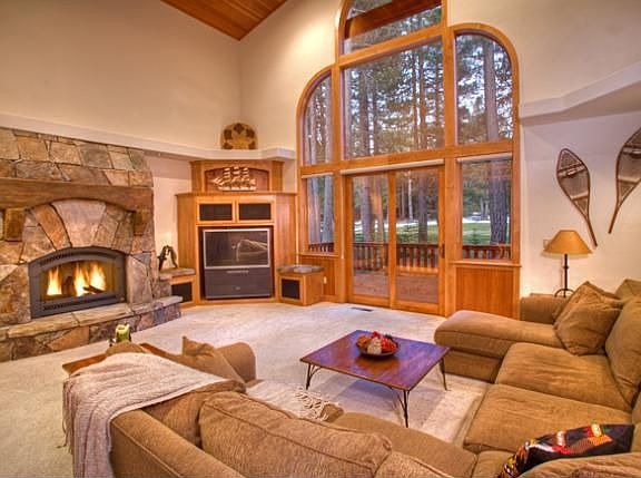 Grand ceiling/ golf course