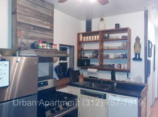 1955 W George St, Chicago, IL 60657