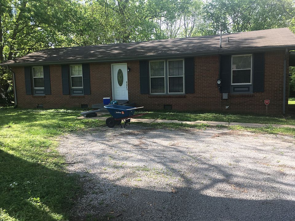 2nd image of 223 Walnut Dr