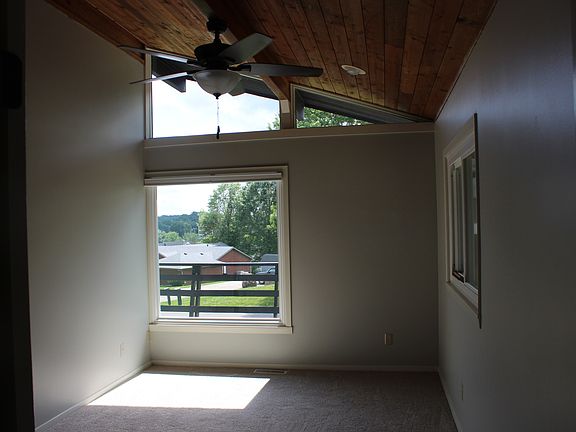 Upstairs bedroom