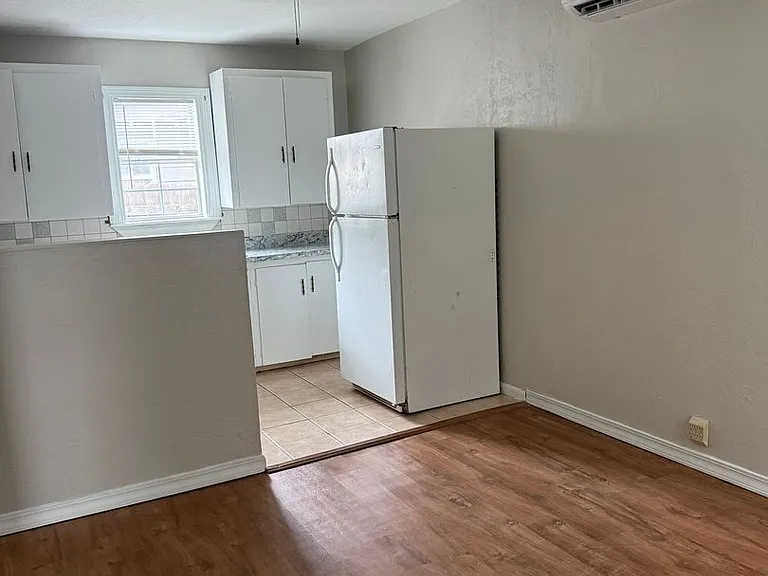 1014 N Bradley St #1 — Photo 6
