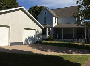 441 Tamarack St, Laurium, MI 49913