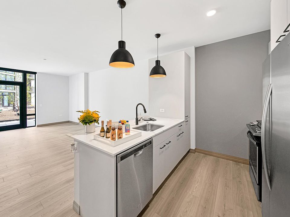 1st image of 2151 N Elston Ave #746