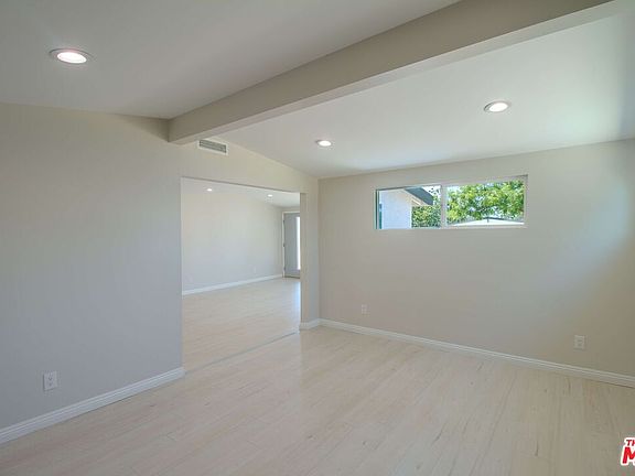 3rd image of 12100 Adelphia Ave