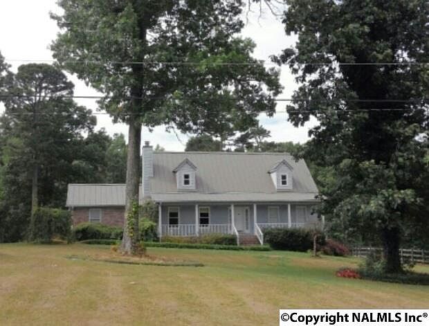 1st image of 136 Hillsdale Dr