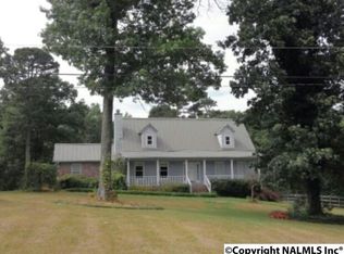136 Hillsdale Dr, Gurley, AL 35748
