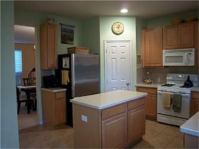 5th image of 9001 Sunny Brook Ln