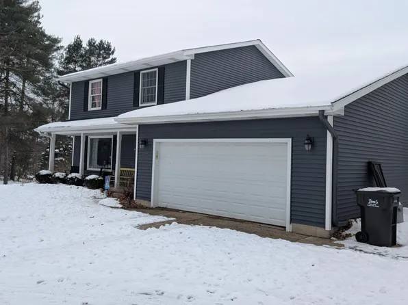 2182 Ottawa Trl, Hastings, MI 49058