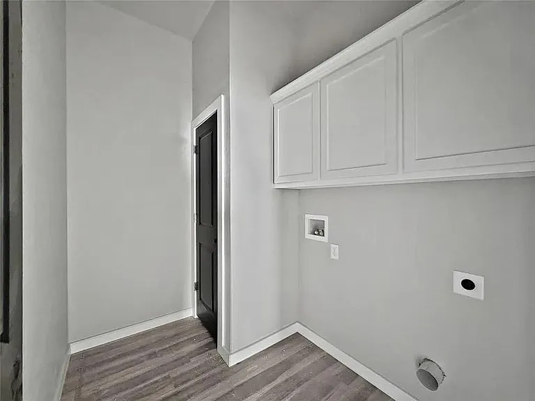414 N Market Ave — Photo 7