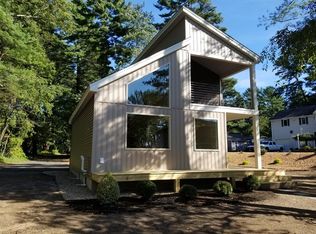 14 Lakeview Ter, Middleboro, MA 02346