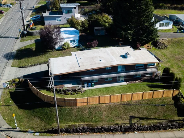 678 Sunset Boulevard NE, Renton, WA 98056