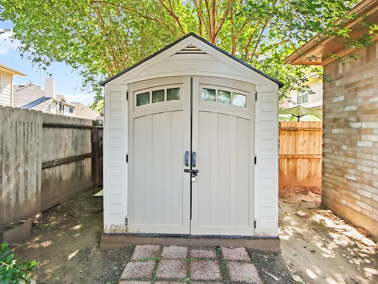 6127 Kristen Park Ln — Photo 25