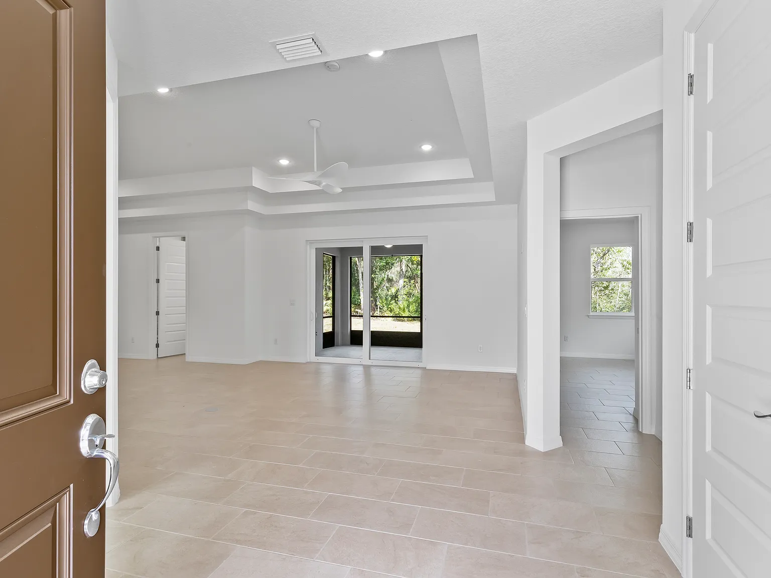 3 bed, 1575 sqft, $2,000 — Photo 4