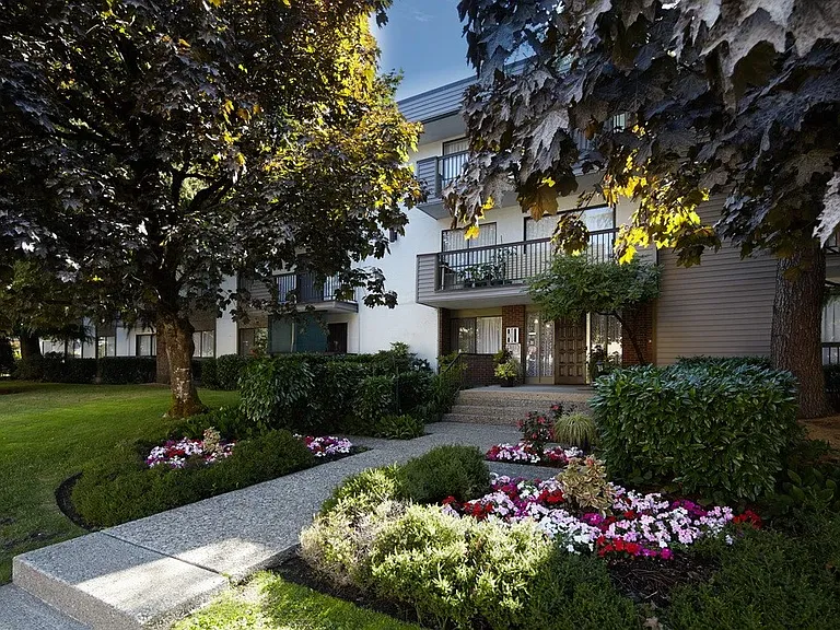 6630 McKay Ave — Photo 3