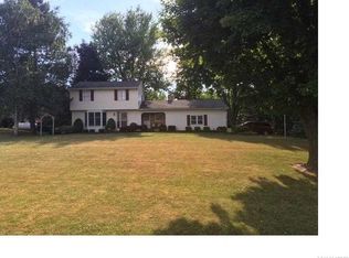 4276 Day Rd, Lockport, NY 14094