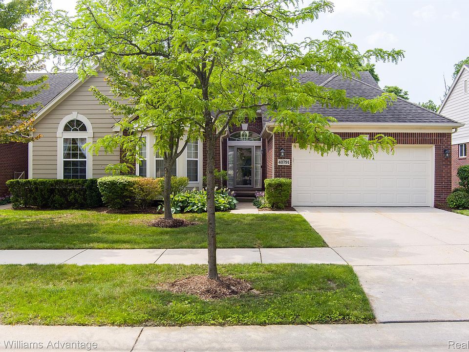 1st image of 40791 Lenox Park Dr