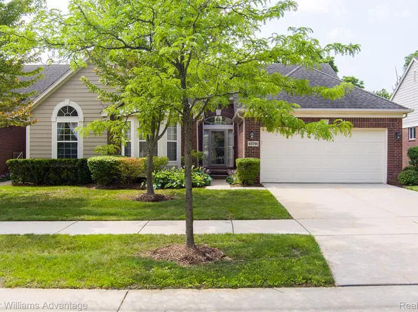 40791 Lenox Park Dr, Novi, MI 48377