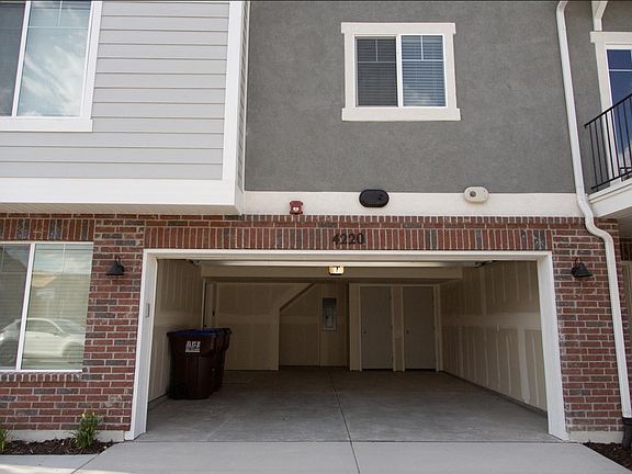 3rd image of 4220 W Gunlock Park Ct