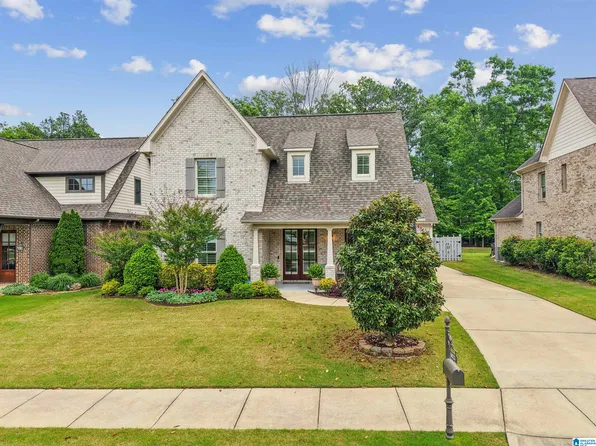 6025 English Village Ln, Birmingham, AL 35242
