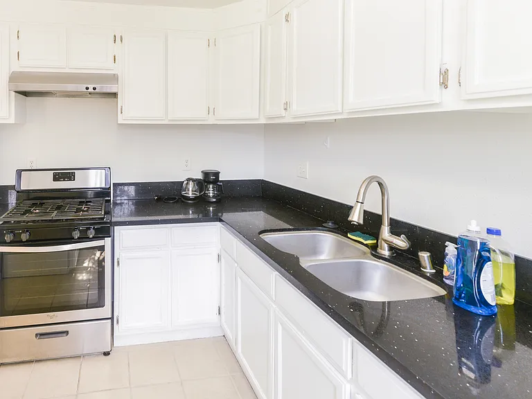 2042 S Corning St #1 — Photo 12