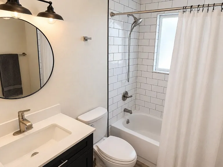 4119 N Chestnut St — Photo 10