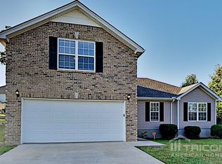 106 Mary Joe Martin Dr, La Vergne, TN 37086
