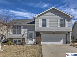 6321 N 128th St, Omaha, NE 68164