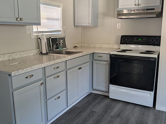 2nd image of 105 Cindy Ln